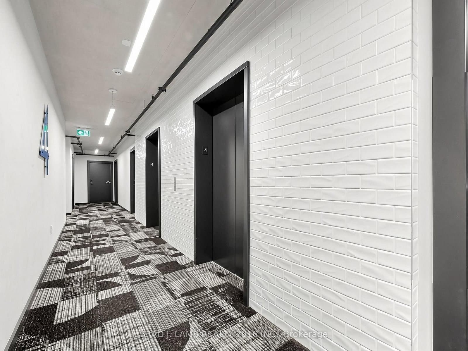 284 King Street E, Unit 404 thumbnail 3