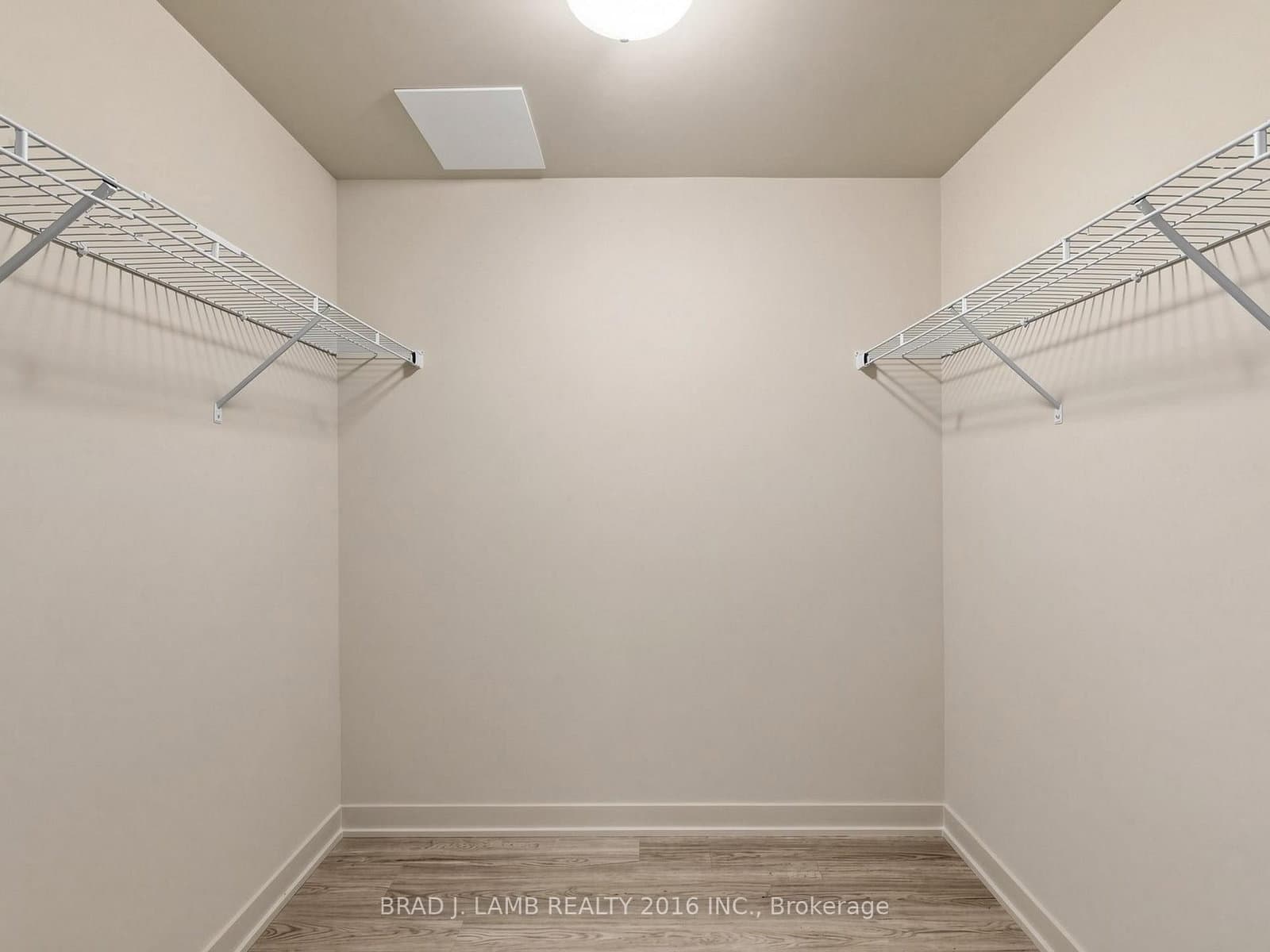 284 King Street E, Unit 404 thumbnail 30