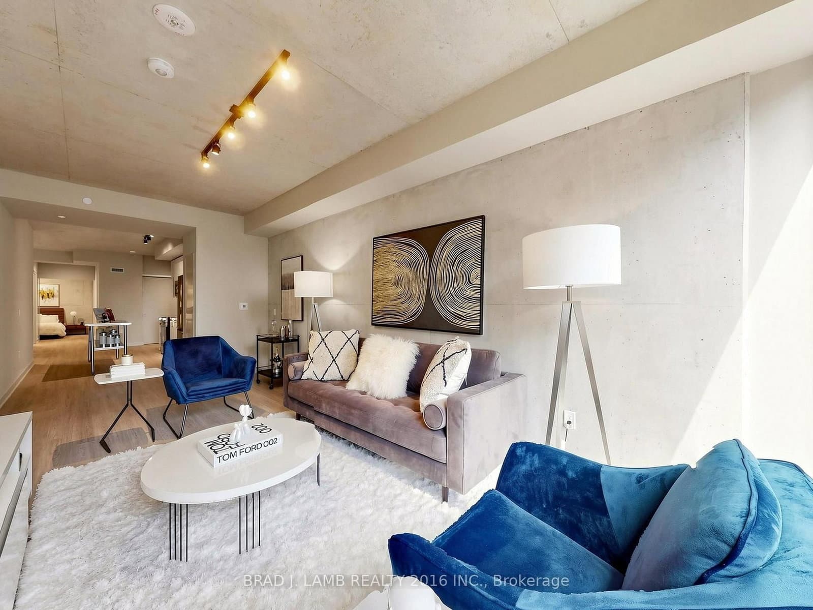 284 King Street E, Unit 404 thumbnail 8