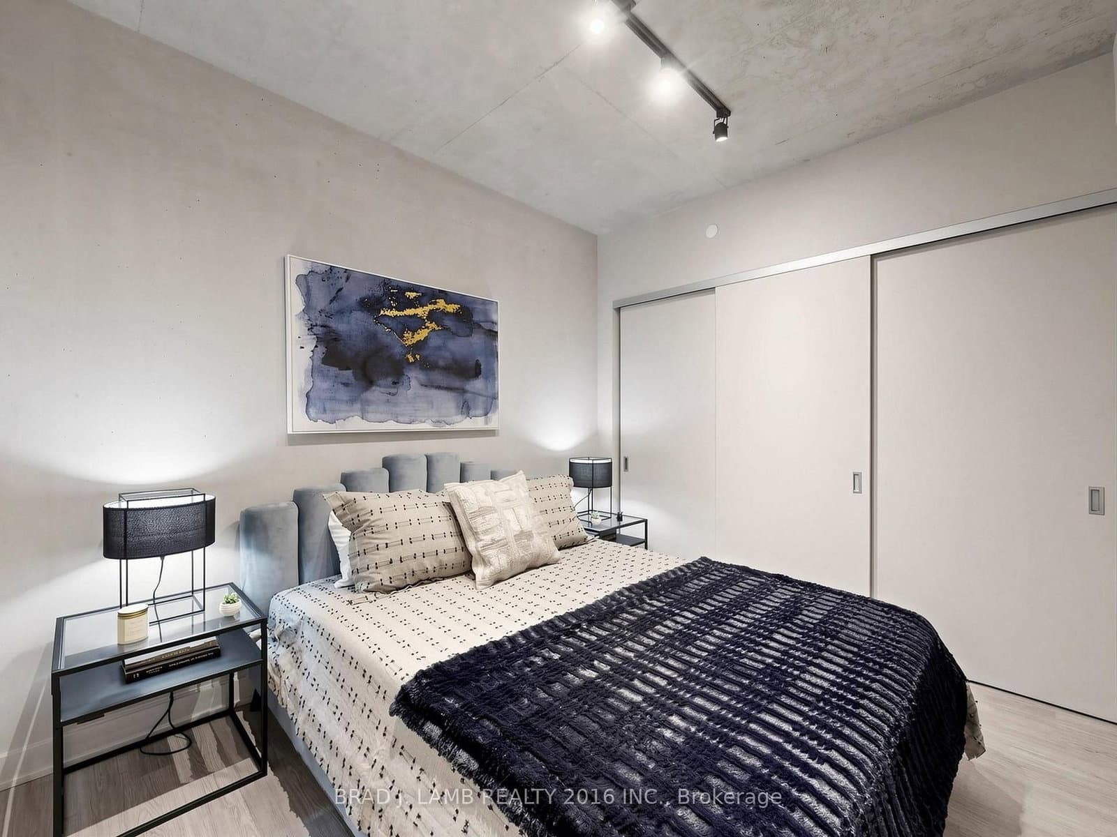 284 King Street E, Unit 505 thumbnail 27