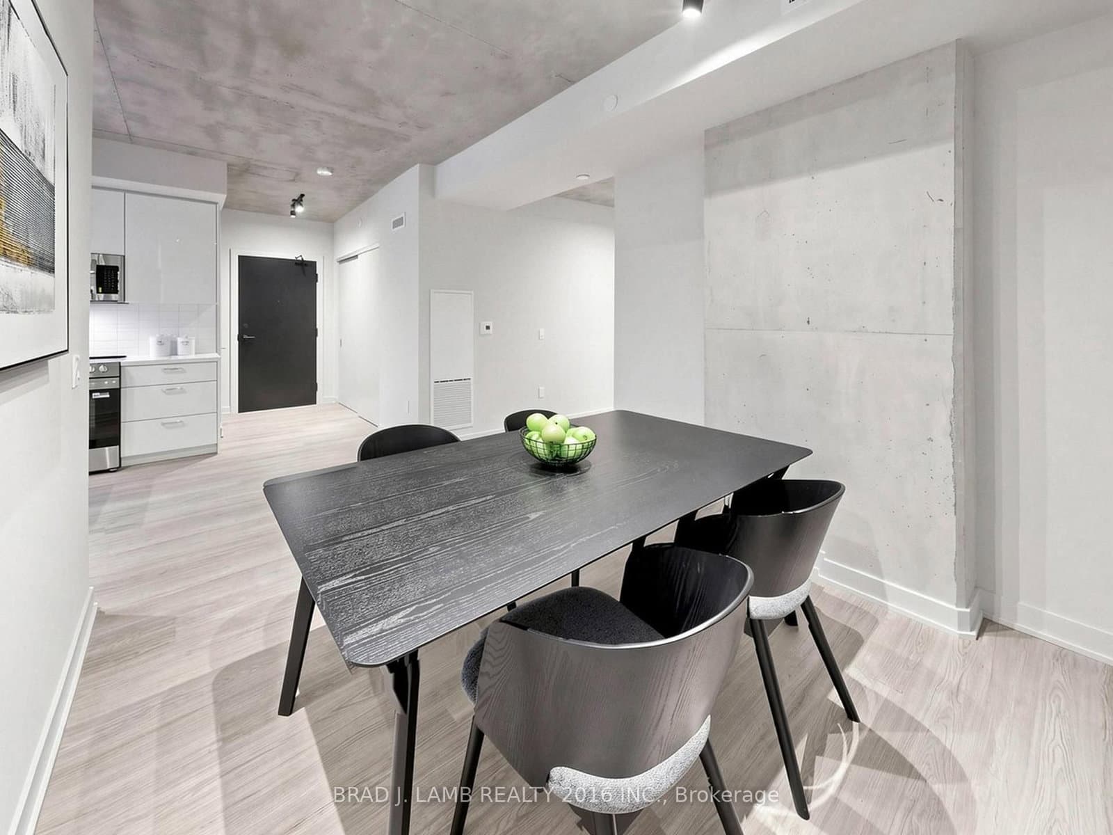 284 King Street E, Unit 505 thumbnail 8