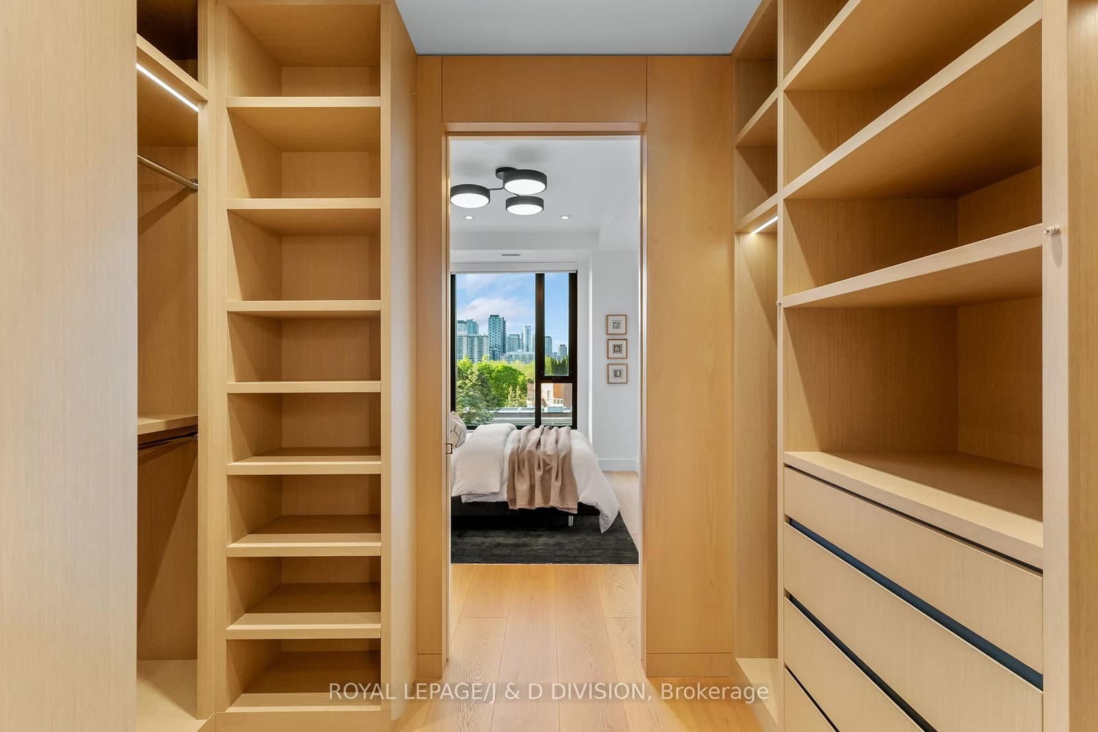 1 Strathgowan Avenue, Unit 710 thumbnail 15