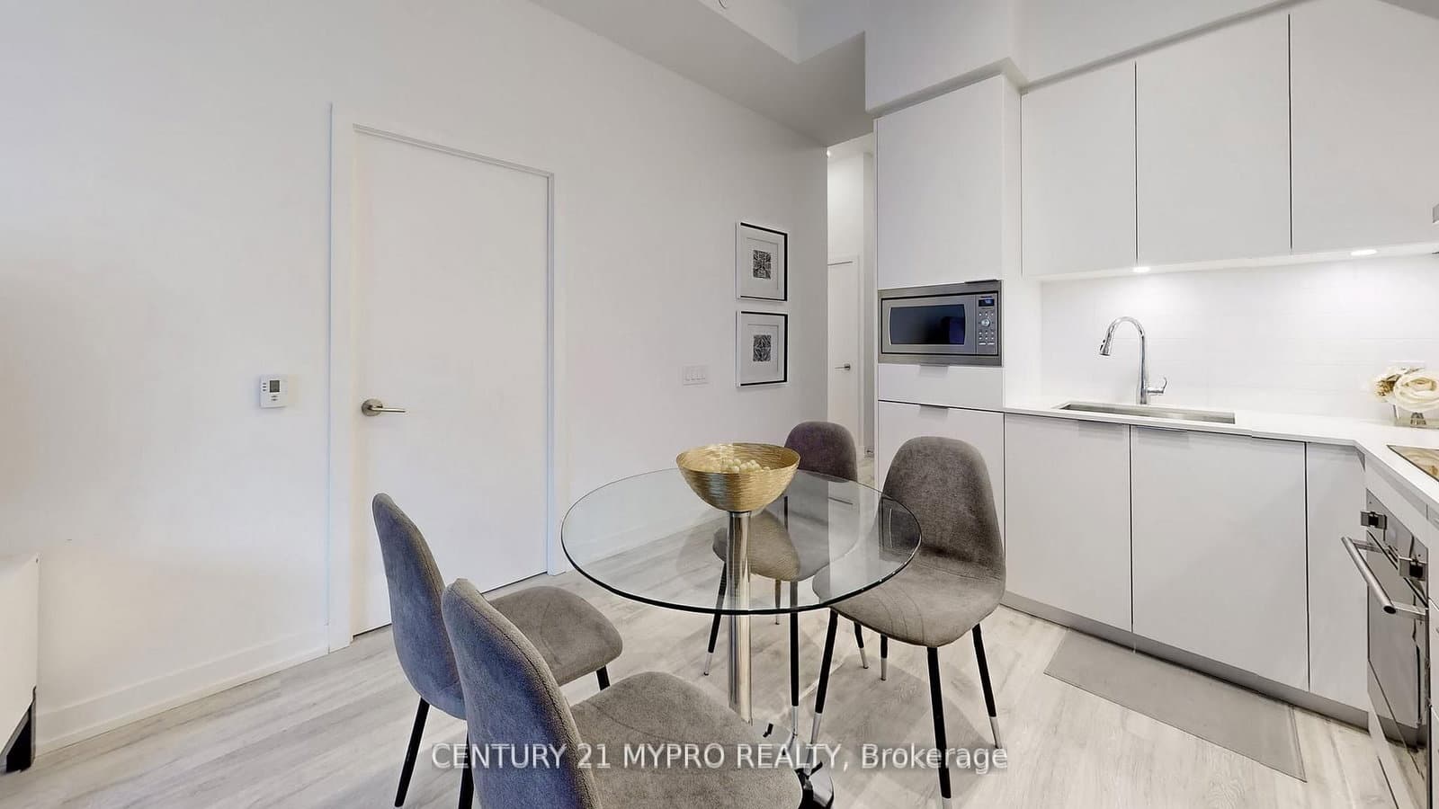8 Olympic Garden Drive, Unit S803 thumbnail 18