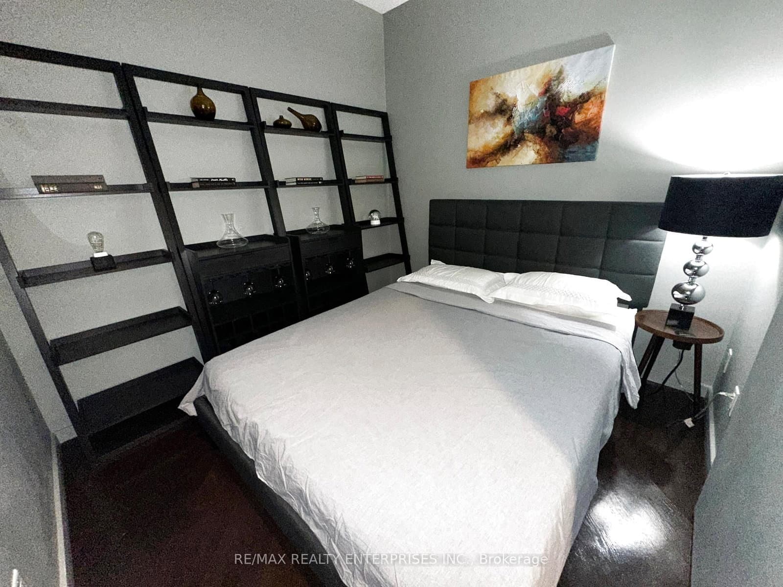 8 York Street, Unit 2710 thumbnail 18