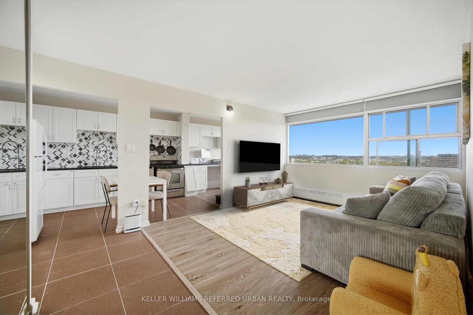 715 Don Mills Road, Unit 2204 thumbnail 2