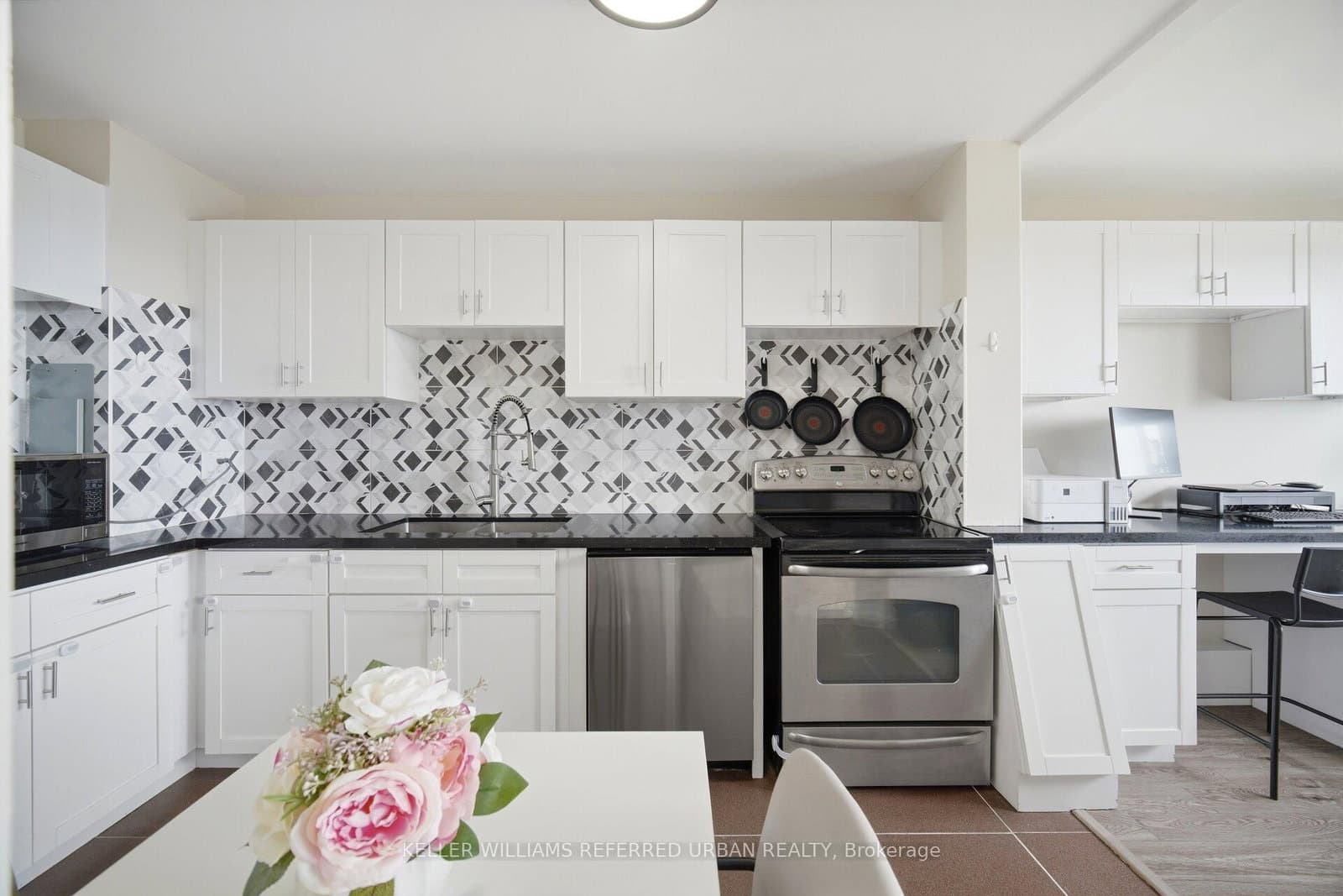 715 Don Mills Road, Unit 2204 thumbnail 9