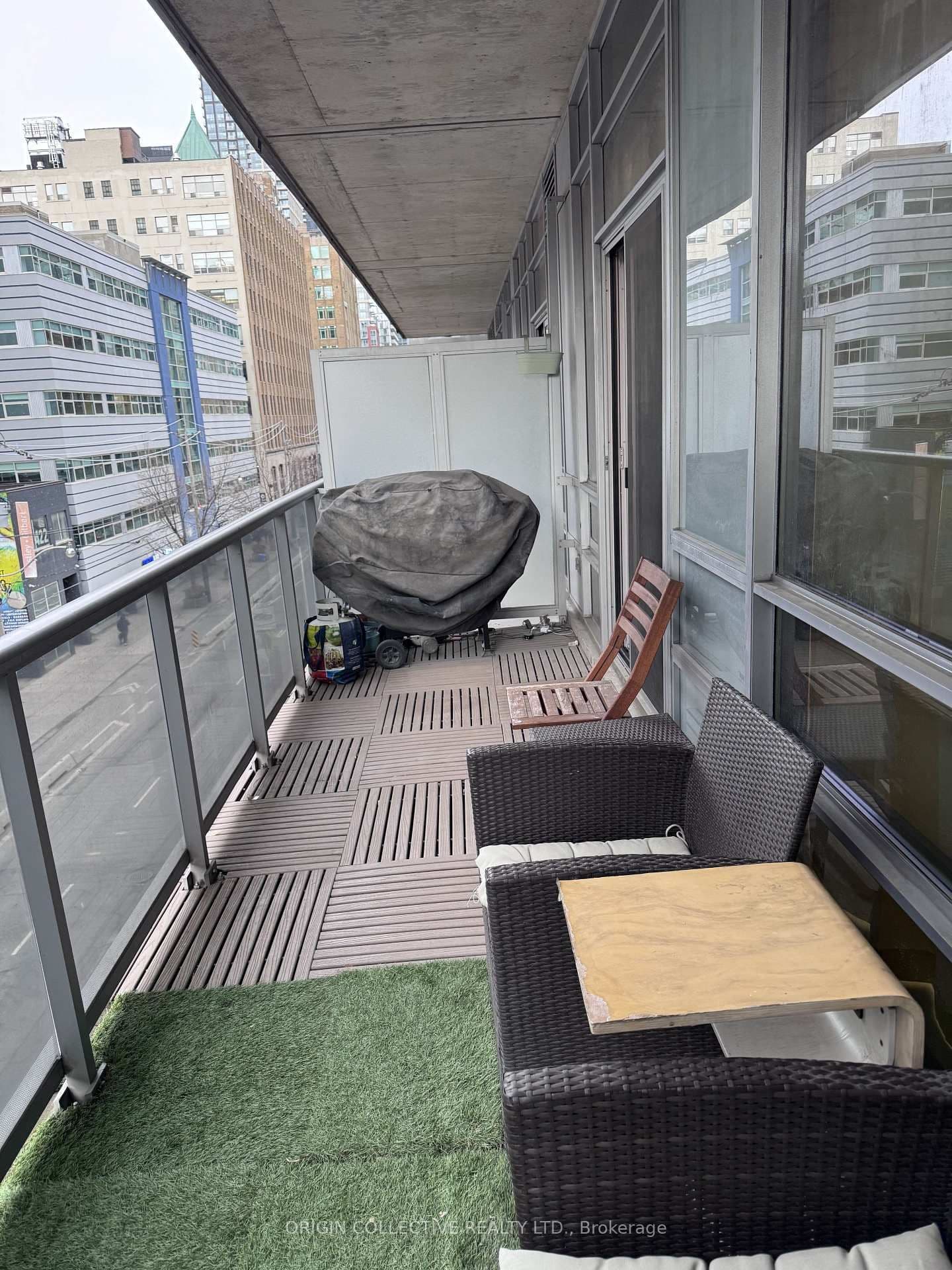 399 Adelaide Street W, Unit 417 thumbnail 16