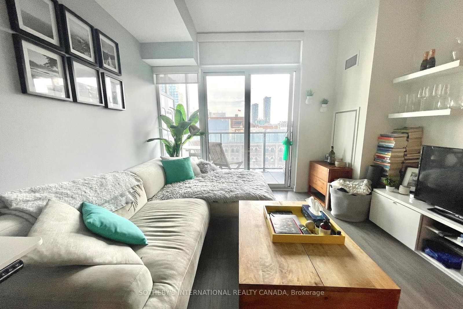 105 George Street, Unit 706 thumbnail 11