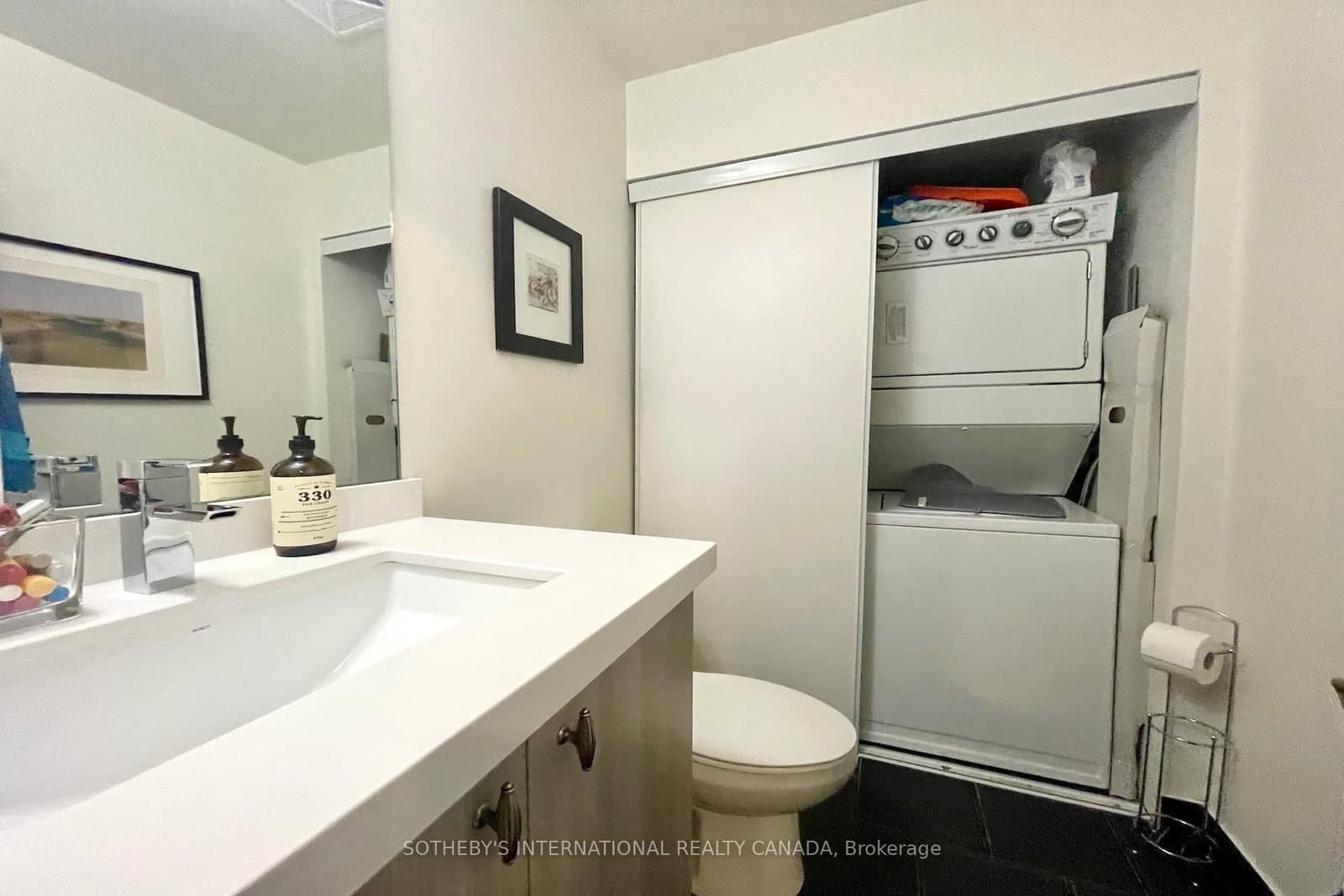 105 George Street, Unit 706 thumbnail 19