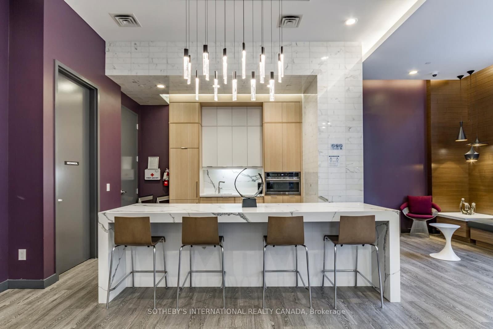 105 George Street, Unit 706 thumbnail 36