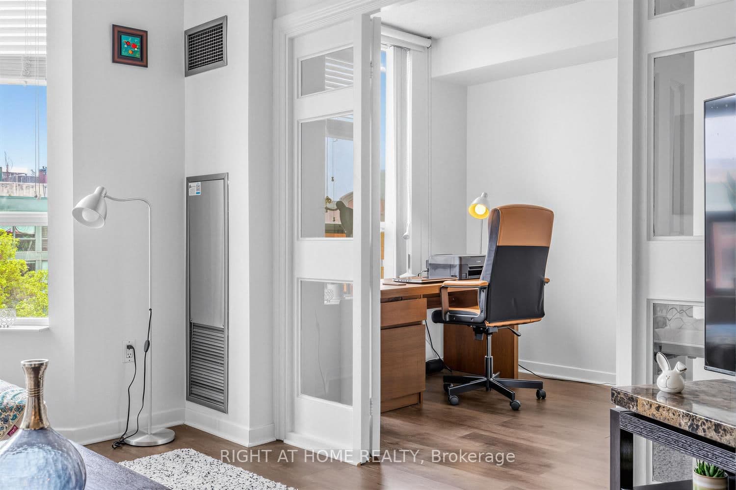284 Bloor Street W, Unit 804 thumbnail 11