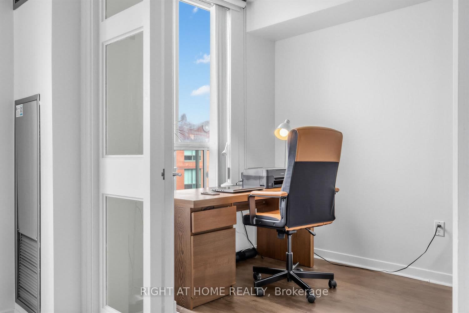 284 Bloor Street W, Unit 804 thumbnail 12