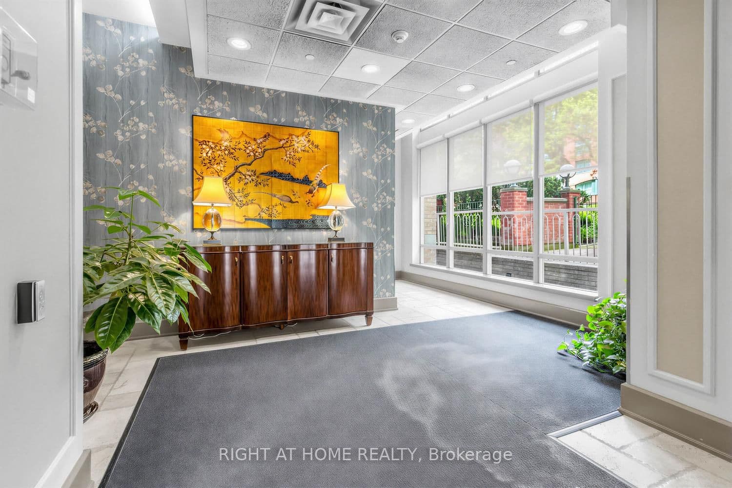 284 Bloor Street W, Unit 804 thumbnail 18