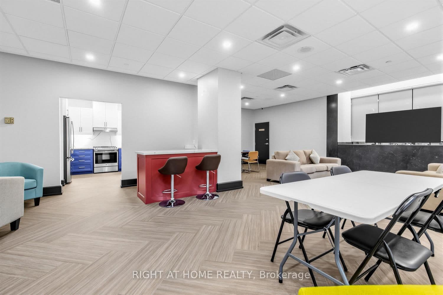 284 Bloor Street W, Unit 804 thumbnail 21