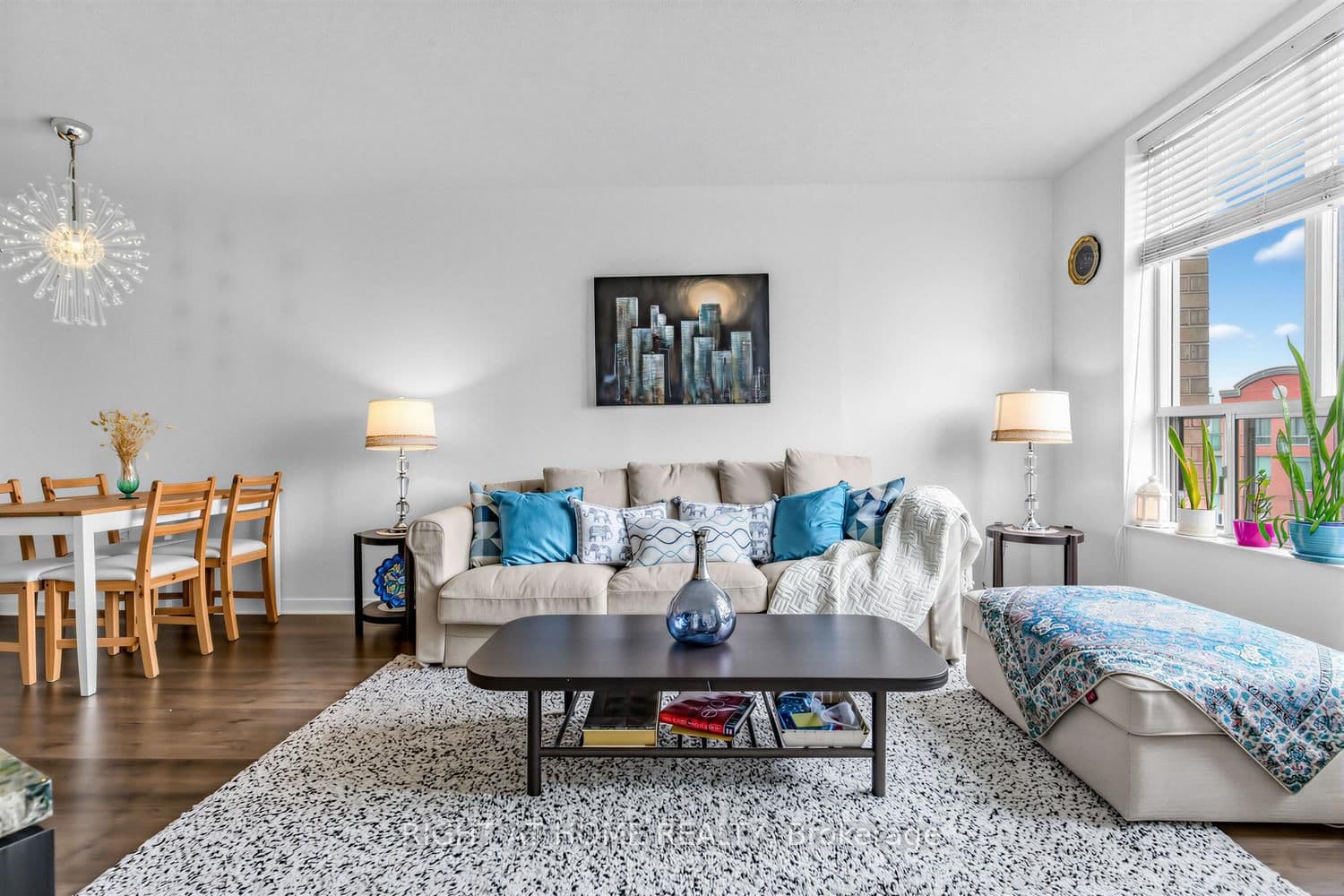 284 Bloor Street W, Unit 804 thumbnail 5