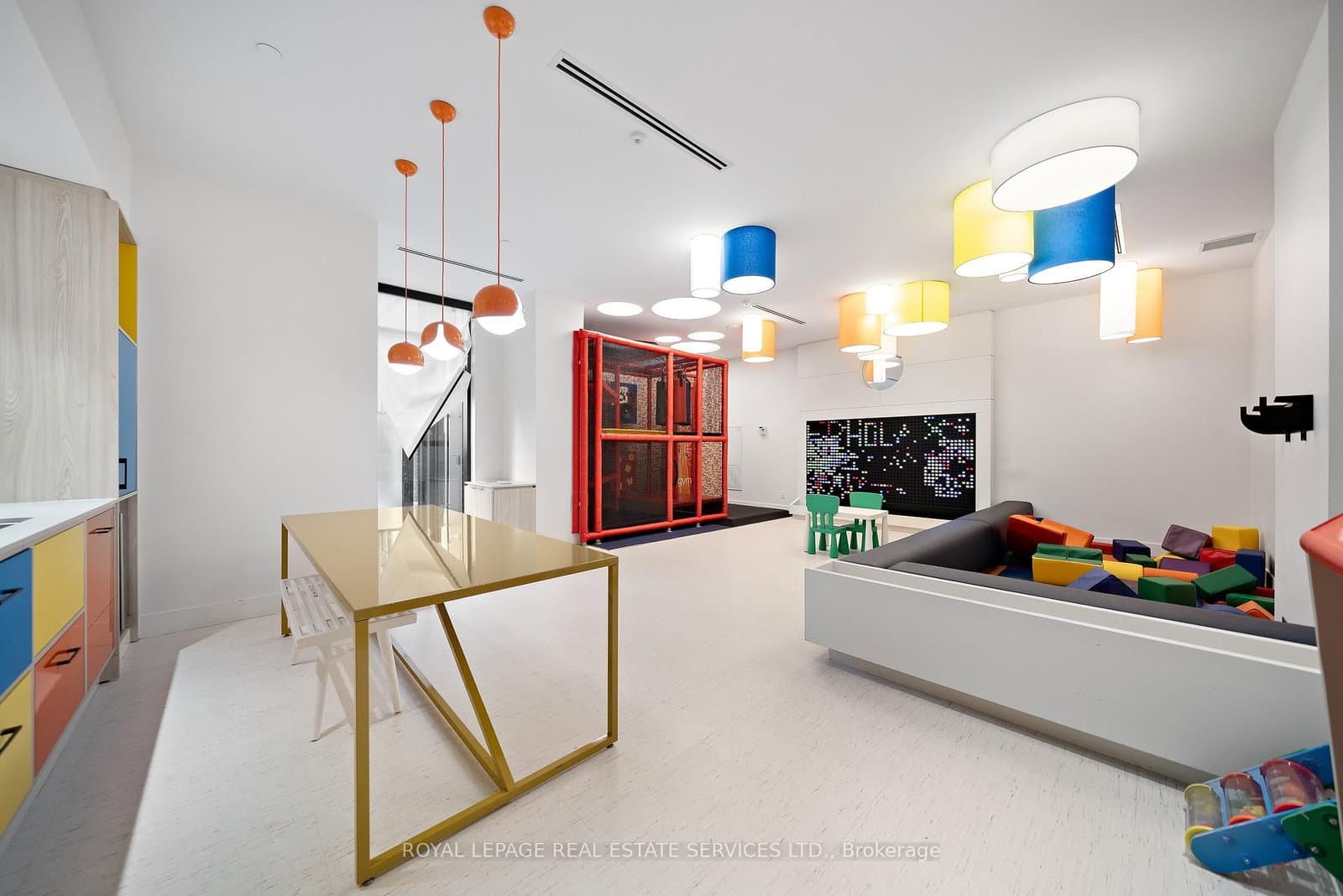 130 River Street, Unit 1411 thumbnail 30