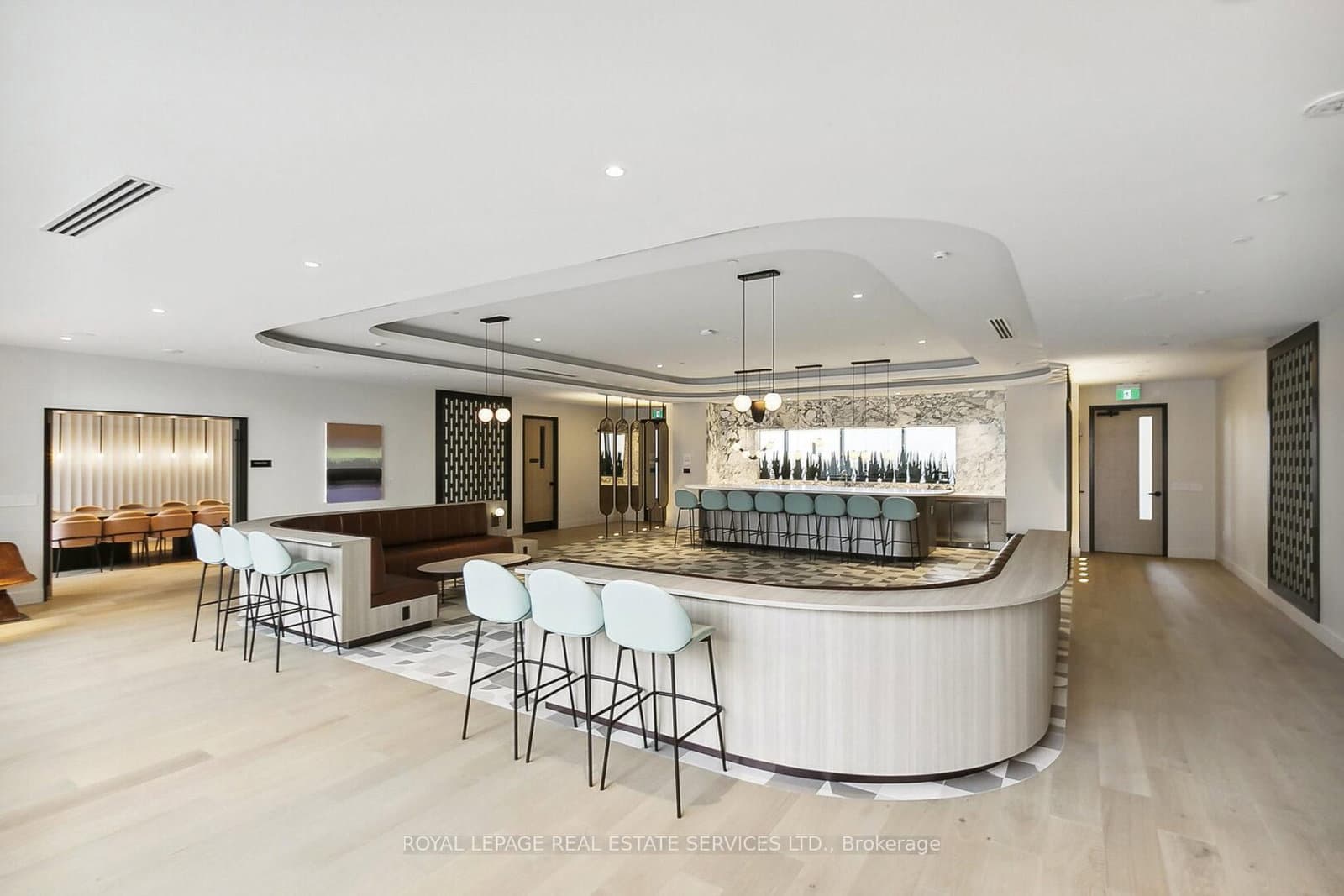 130 River Street, Unit 1411 thumbnail 32