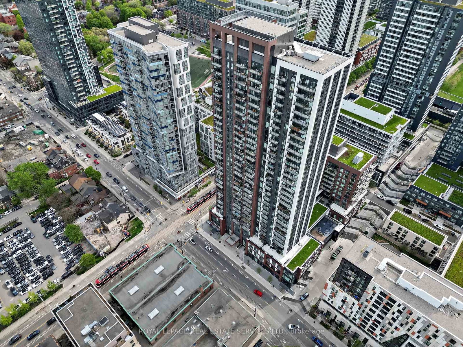 130 River Street, Unit 1411 thumbnail 38