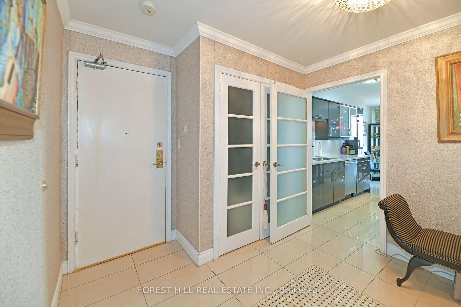 135 Antibes Drive, Unit 2404 thumbnail 12