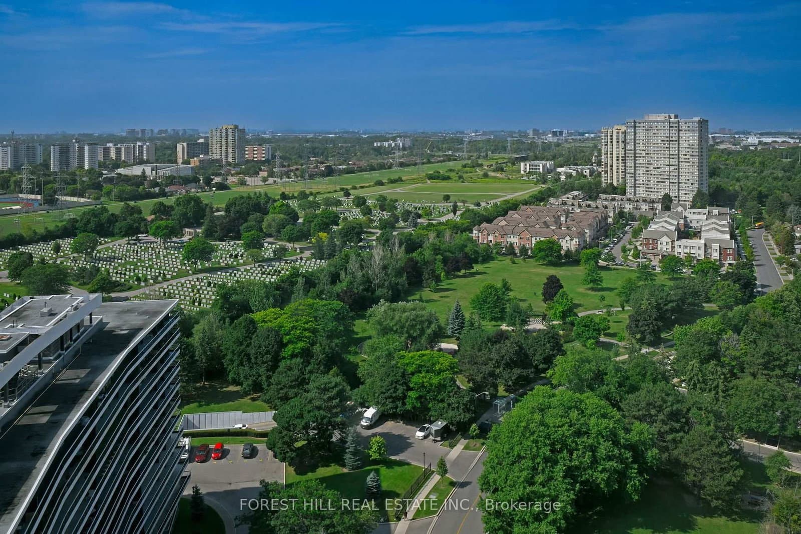 135 Antibes Drive, Unit 2404 thumbnail 22