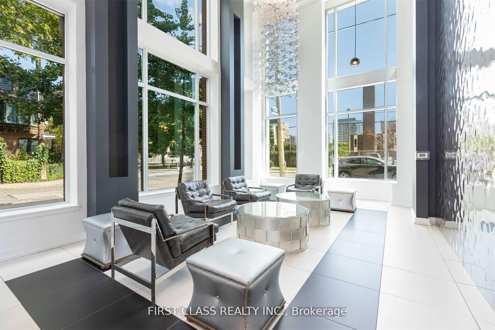 220 George Street, Unit 907 thumbnail 2