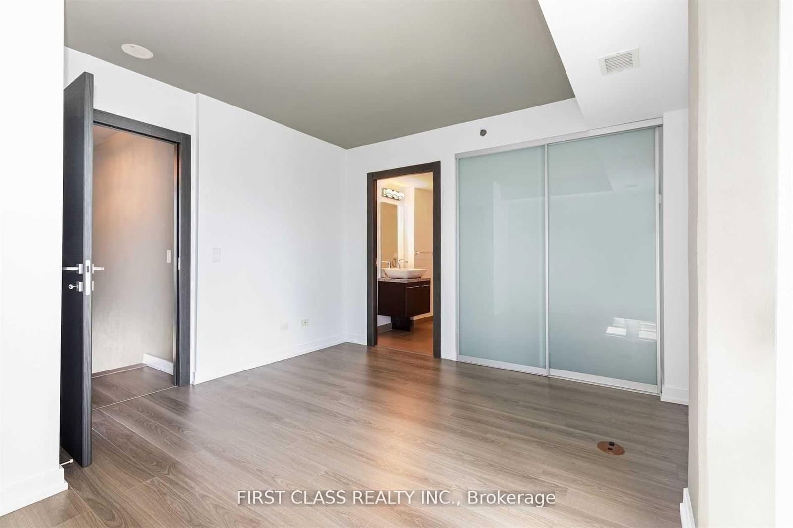 220 George Street, Unit 907 thumbnail 22