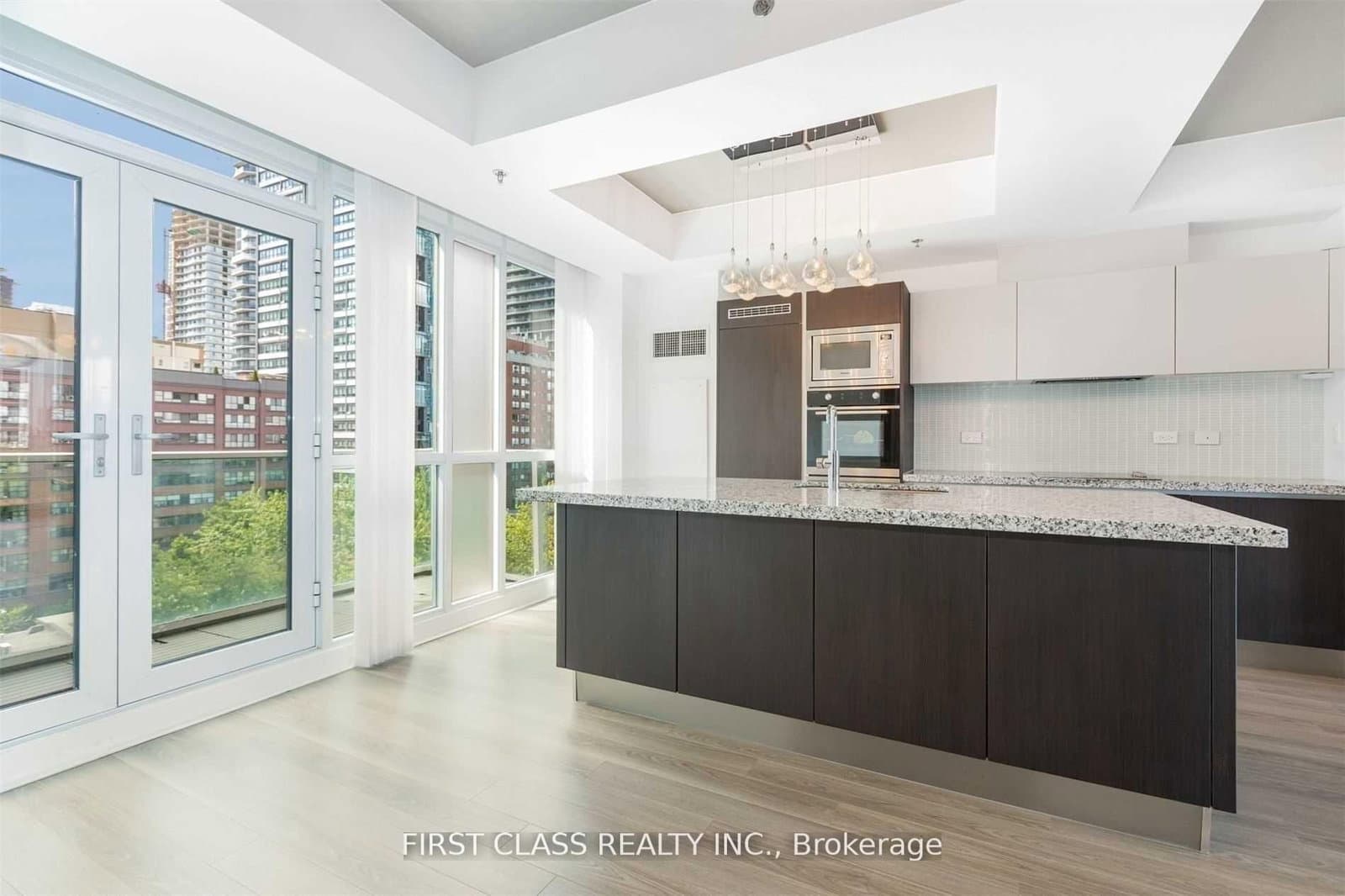 220 George Street, Unit 907 thumbnail 3