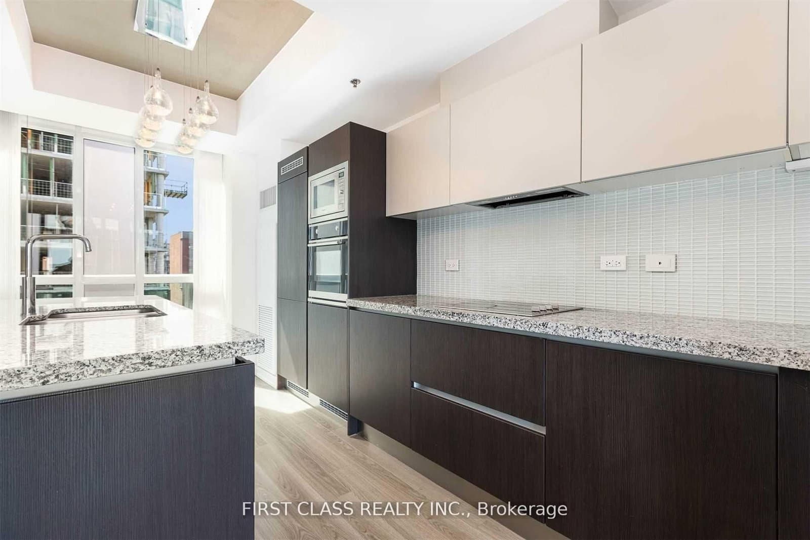 220 George Street, Unit 907 thumbnail 7