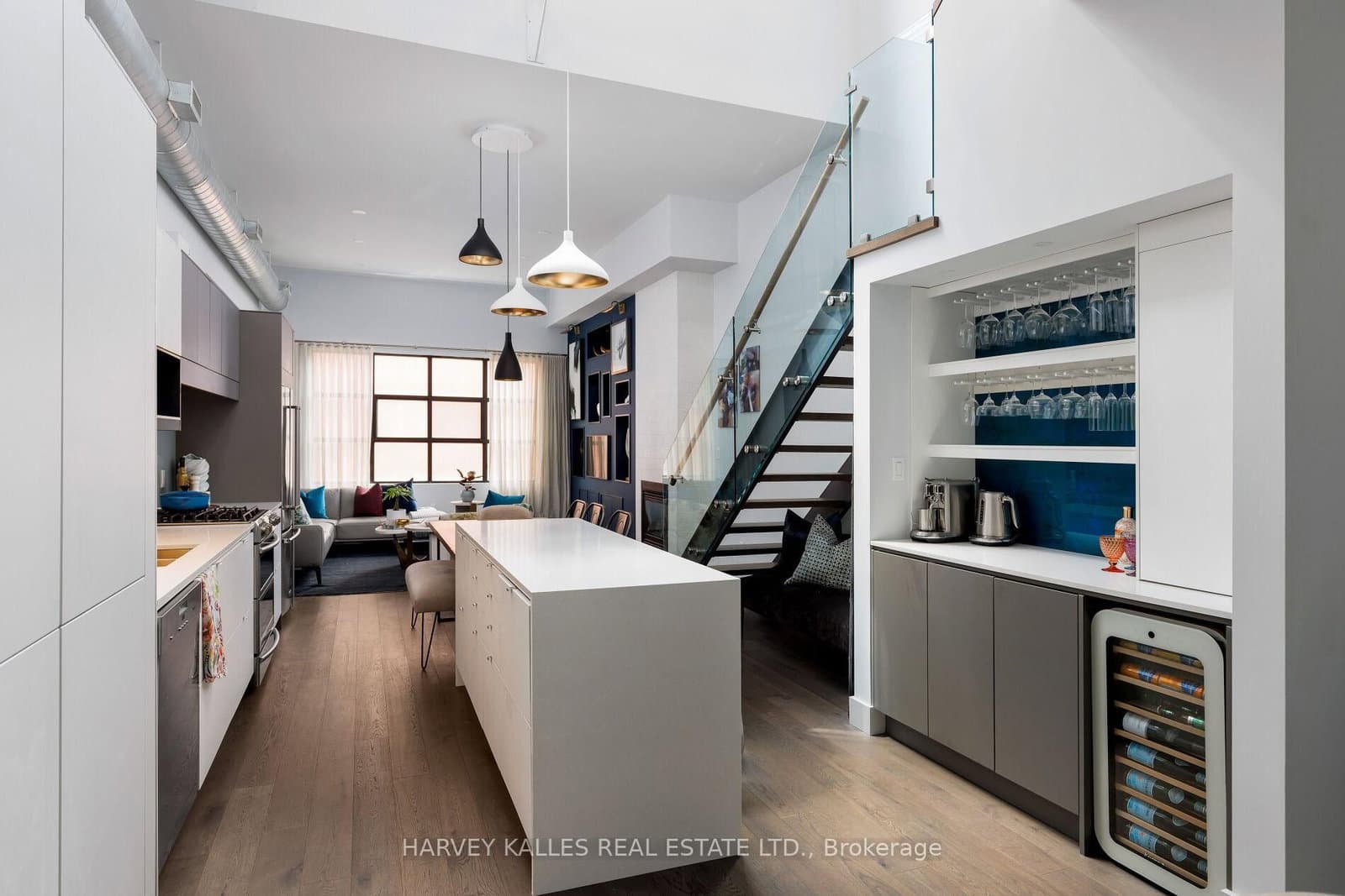 287 Richmond Street E, Unit 304 thumbnail 11