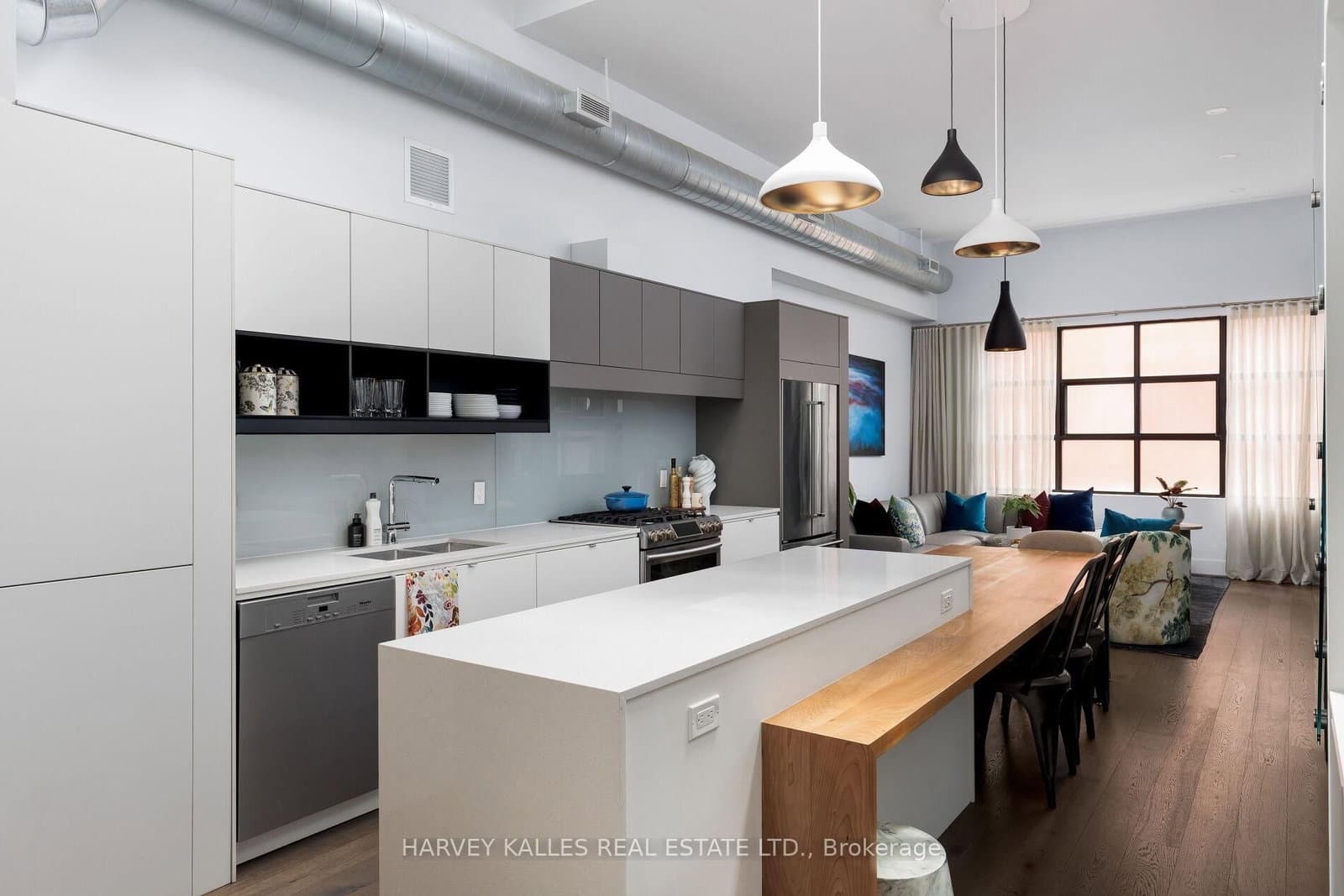 287 Richmond Street E, Unit 304 thumbnail 12