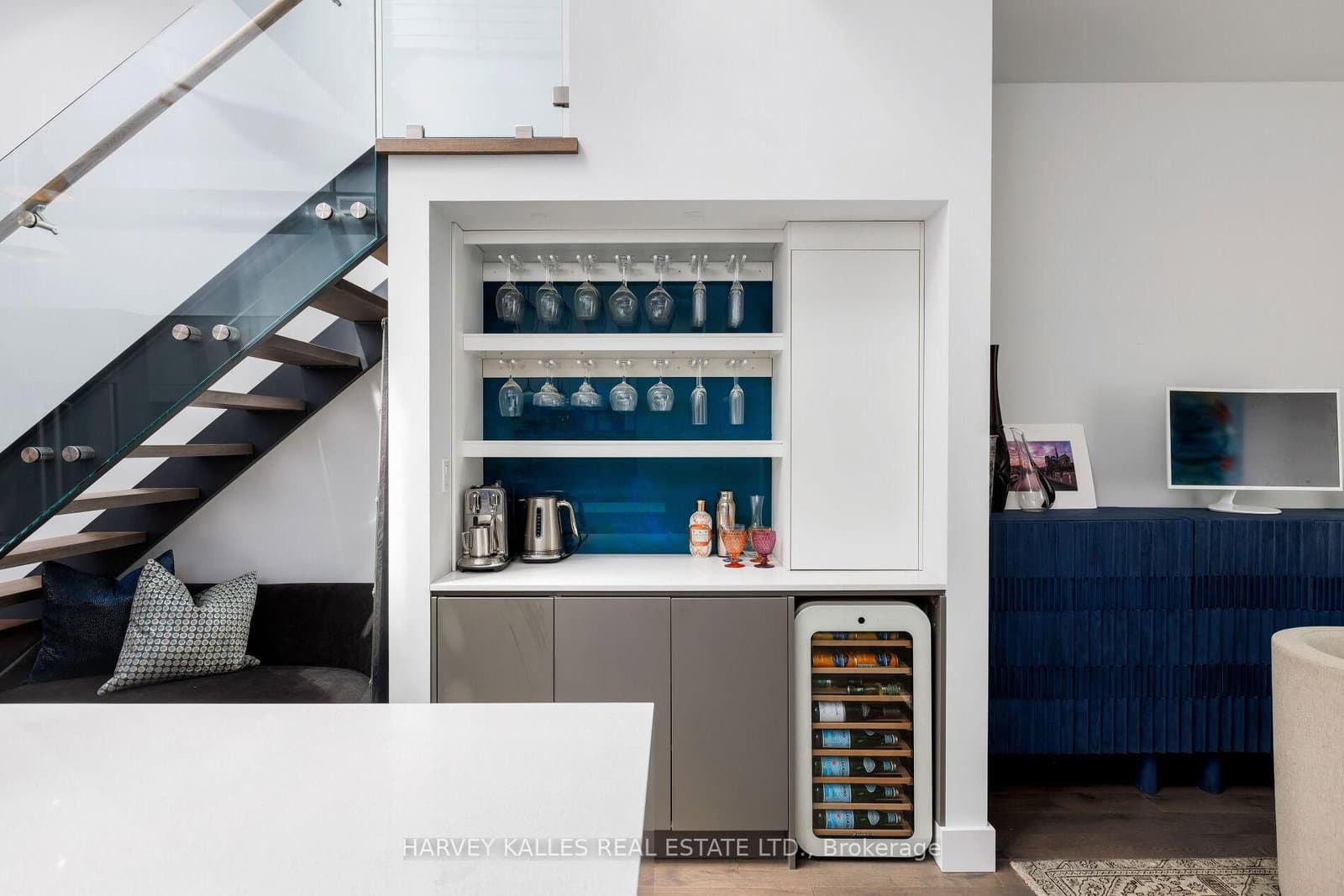 287 Richmond Street E, Unit 304 thumbnail 13