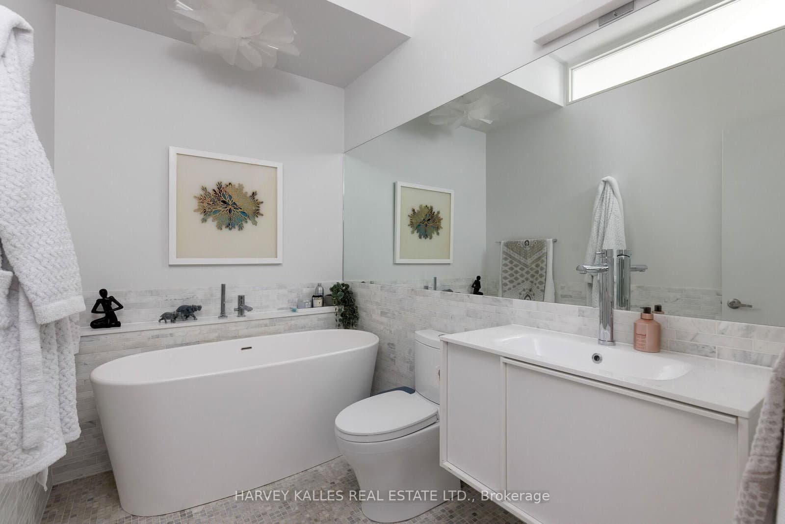 287 Richmond Street E, Unit 304 thumbnail 26