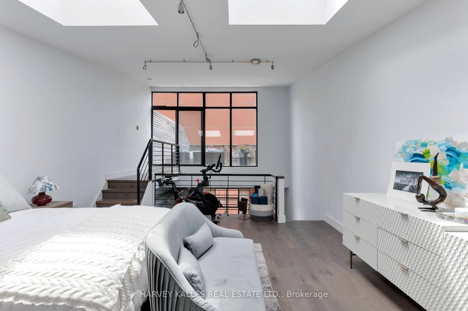 287 Richmond Street E, Unit 304 thumbnail 36