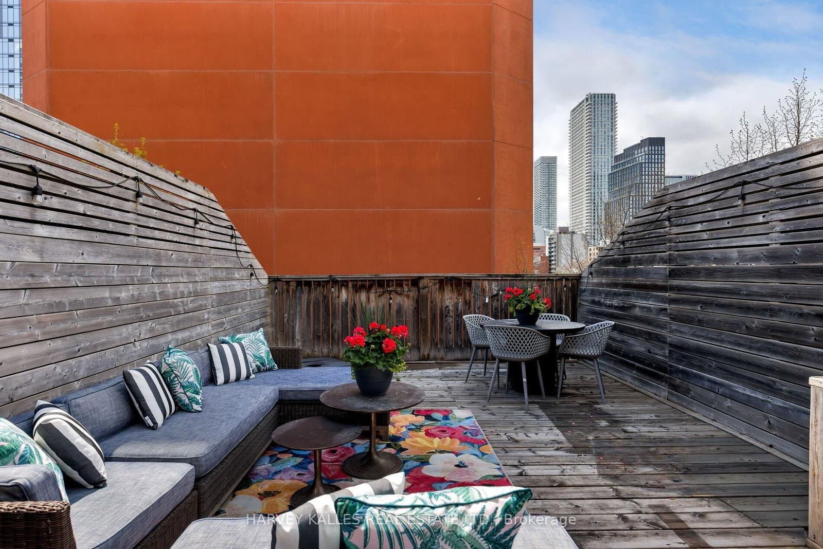 287 Richmond Street E, Unit 304 thumbnail 46