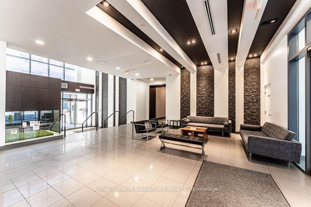 20 Bruyeres Mews, Unit 501 thumbnail 42