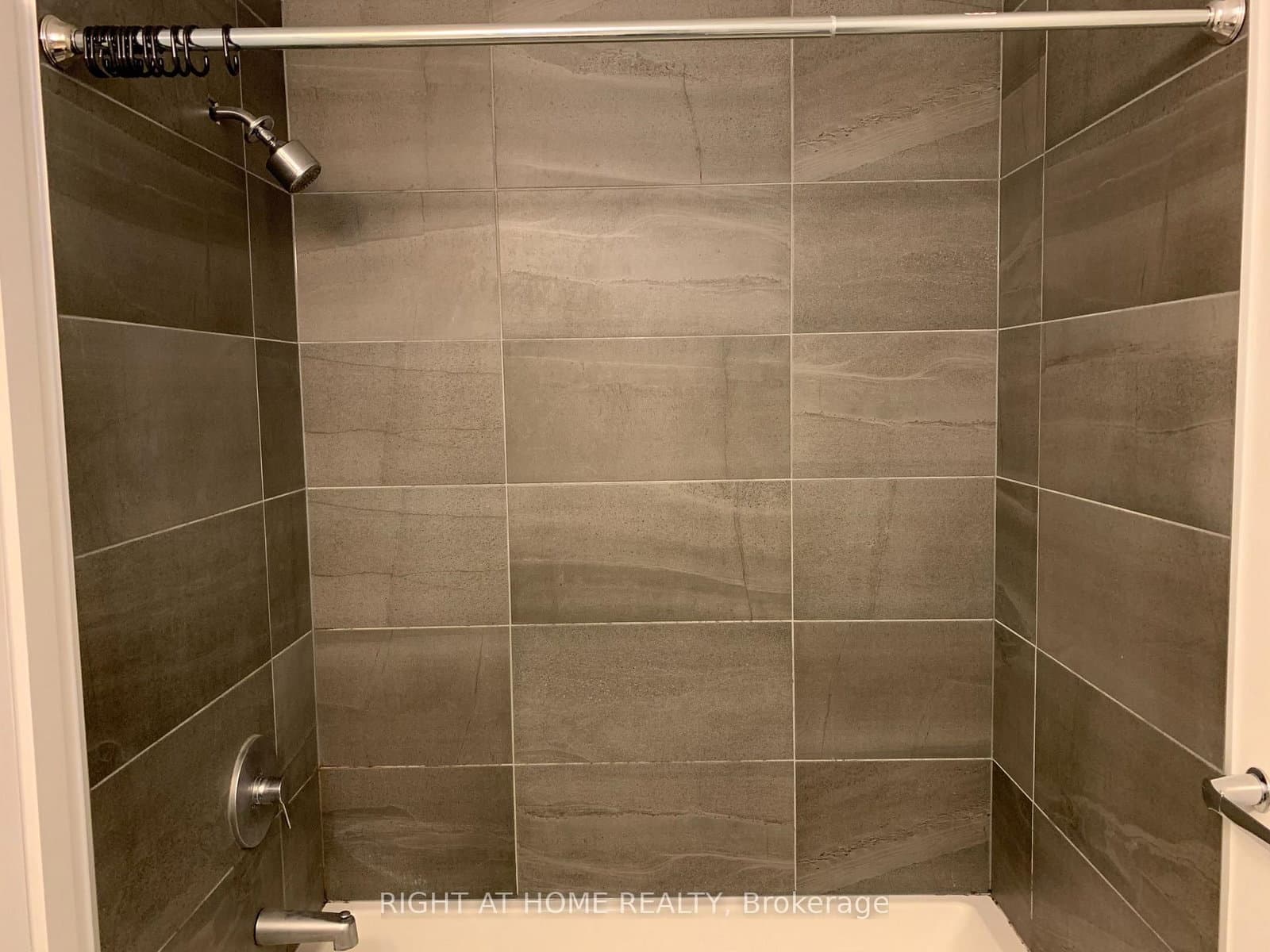 56 Forest Manor Road, Unit 1209 thumbnail 23