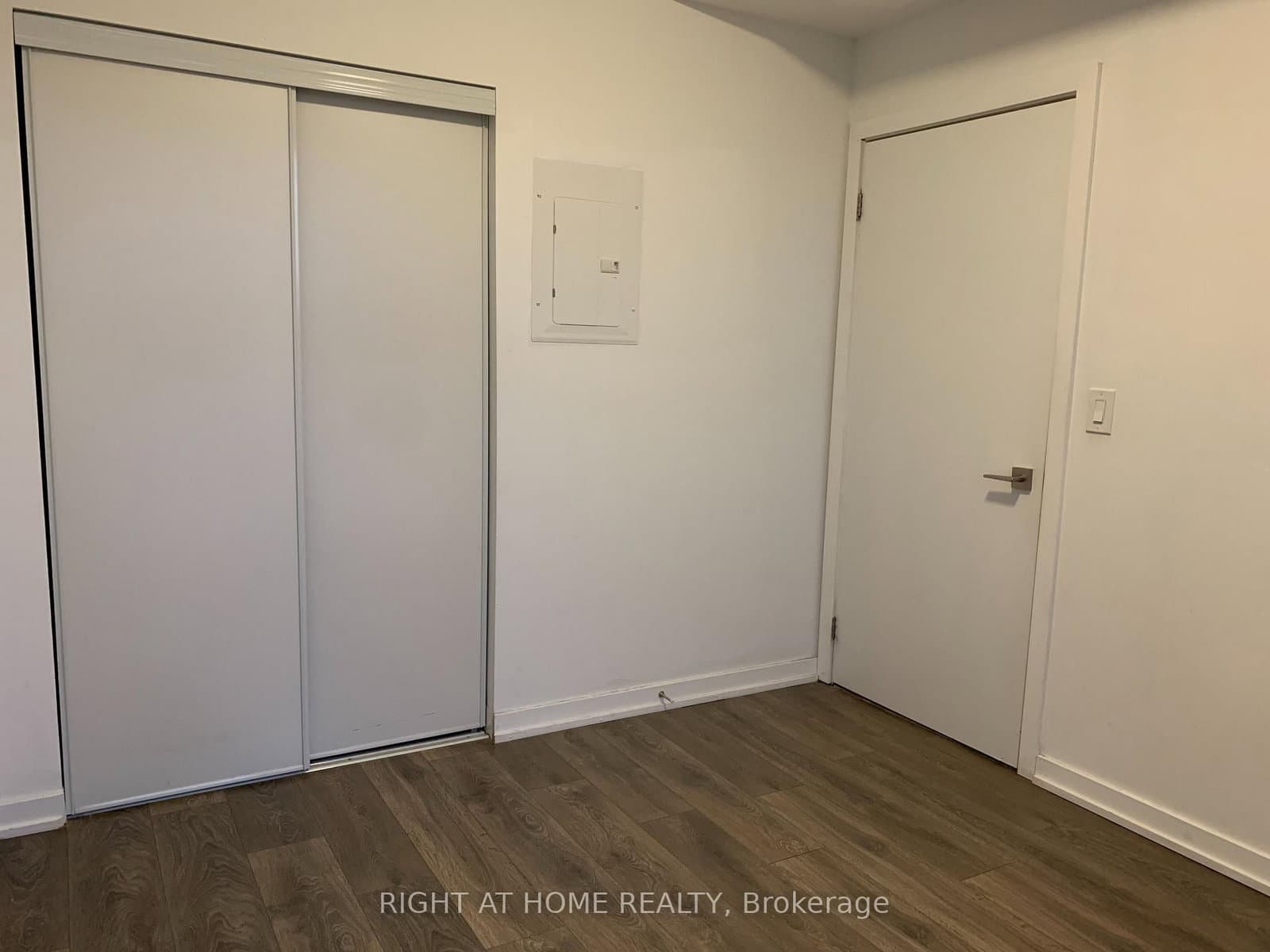 56 Forest Manor Road, Unit 1209 thumbnail 35