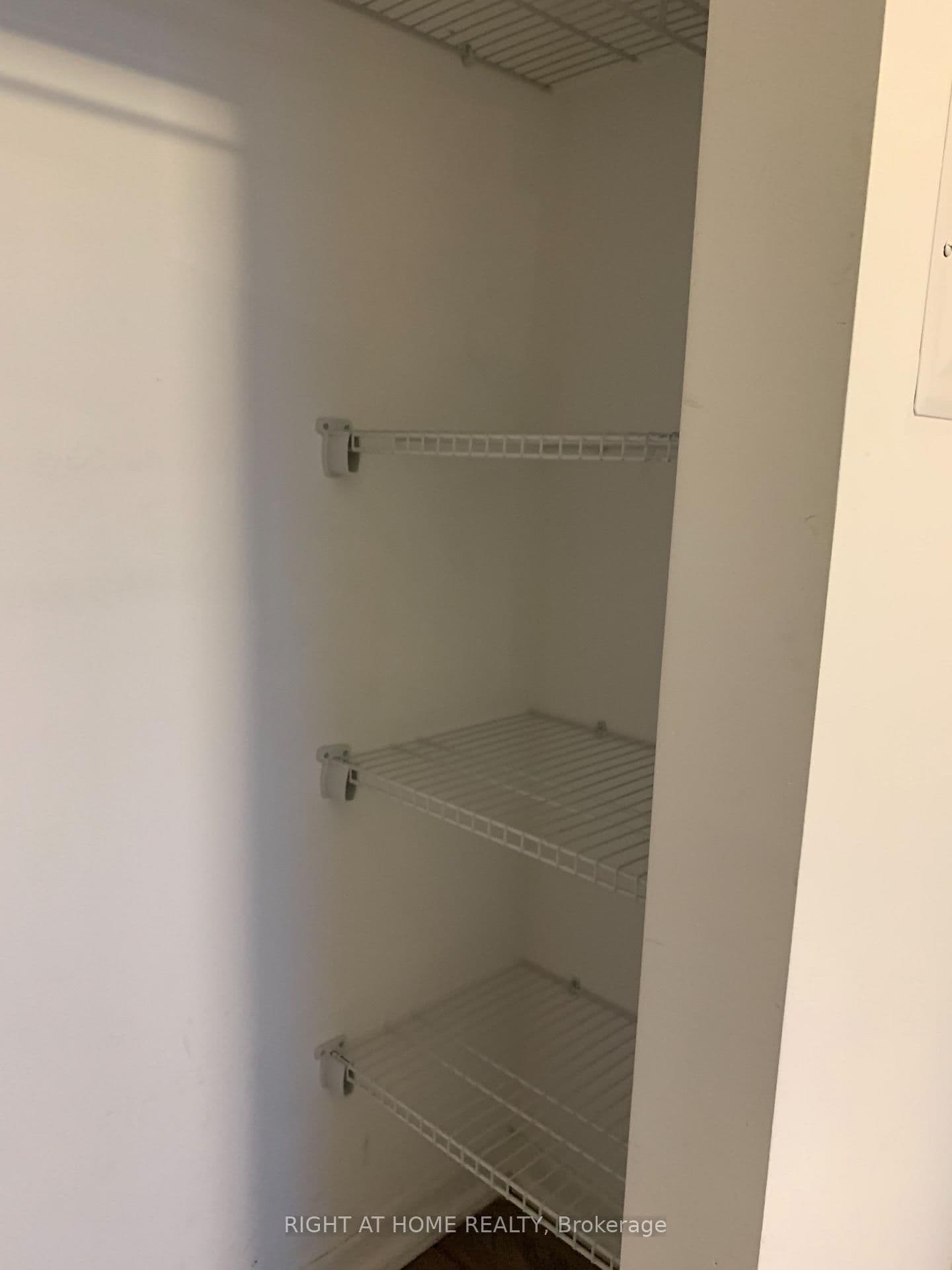 56 Forest Manor Road, Unit 1209 thumbnail 37