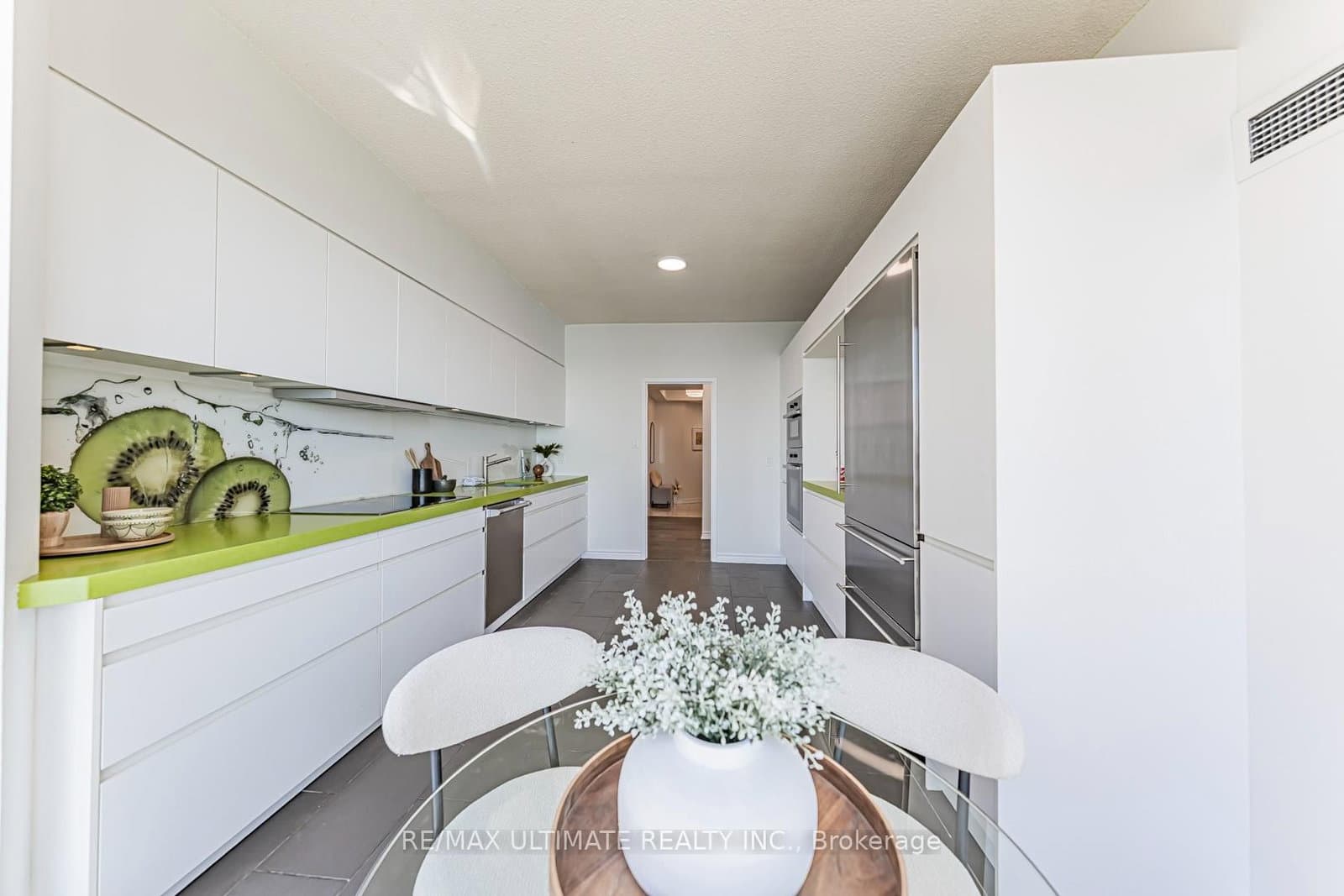 10 Queens Quay W, Unit 2206 thumbnail 11