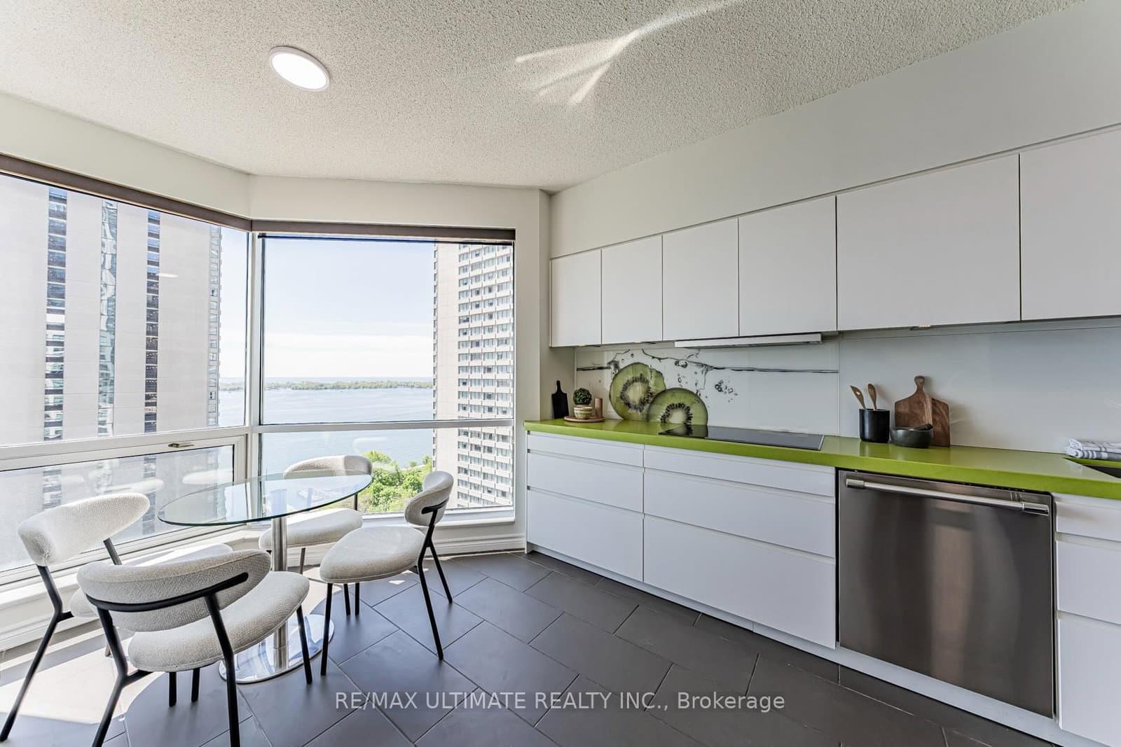 10 Queens Quay W, Unit 2206 thumbnail 19