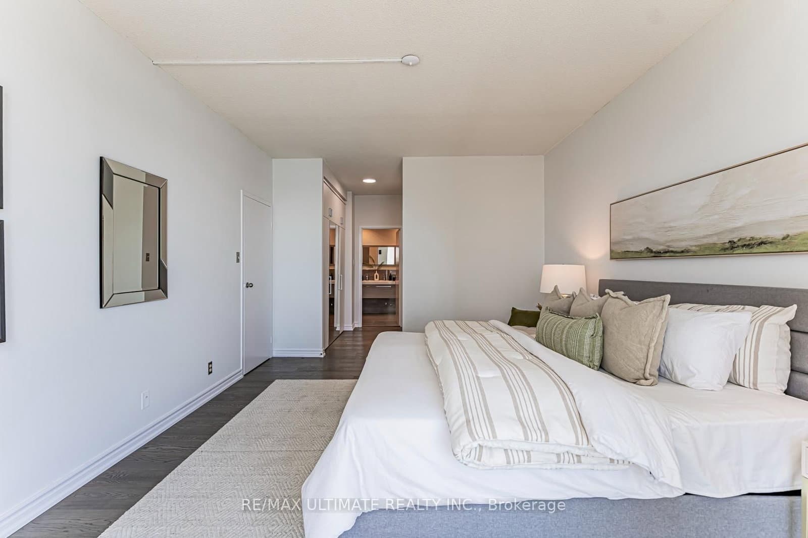 10 Queens Quay W, Unit 2206 thumbnail 25