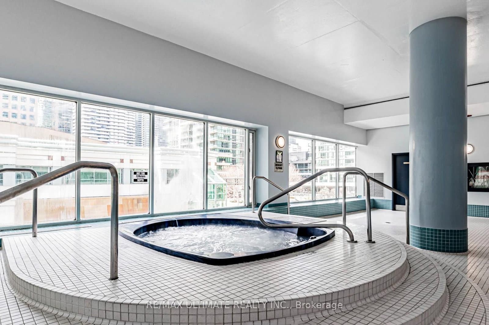 10 Queens Quay W, Unit 2206 thumbnail 44