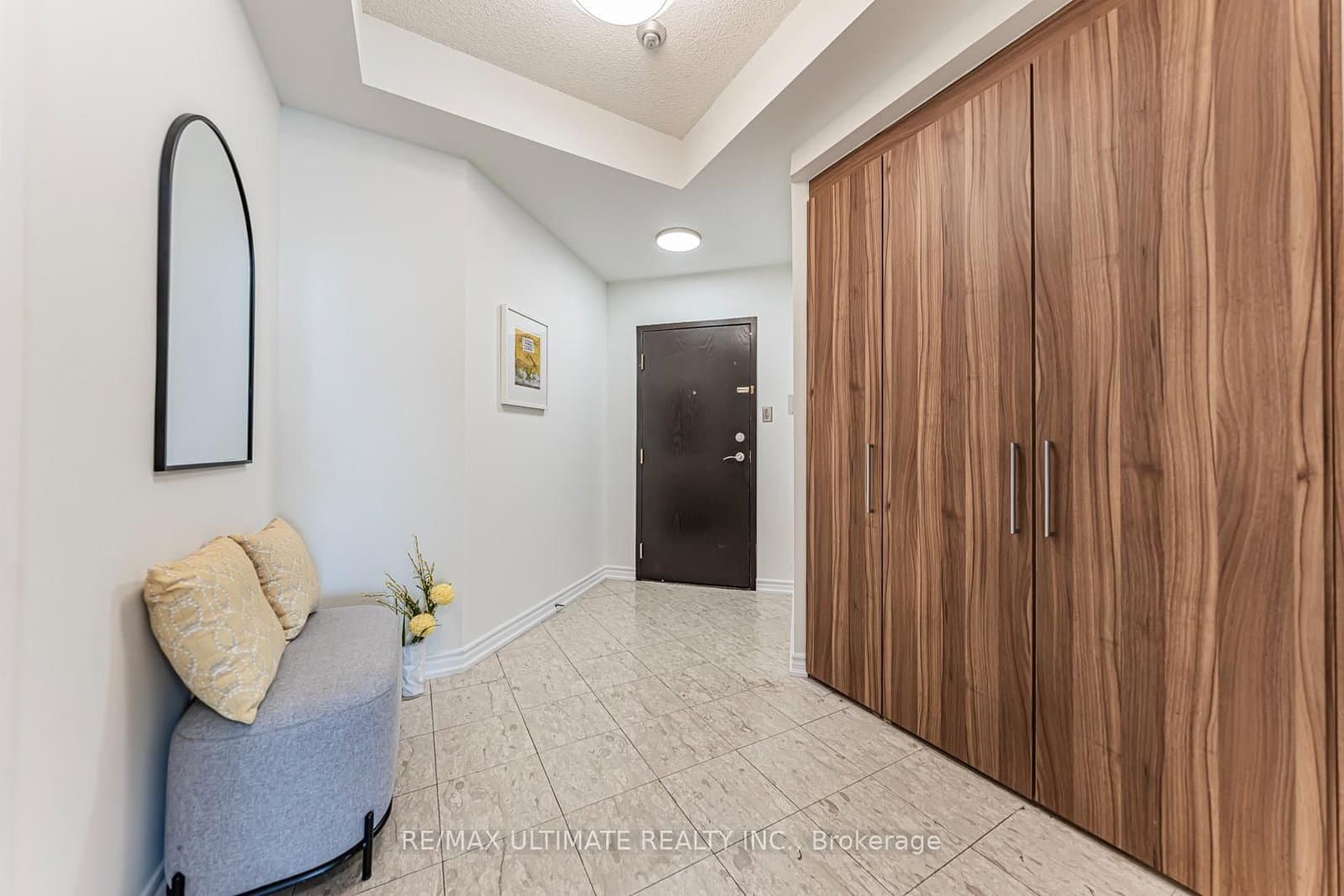 10 Queens Quay W, Unit 2206 thumbnail 5