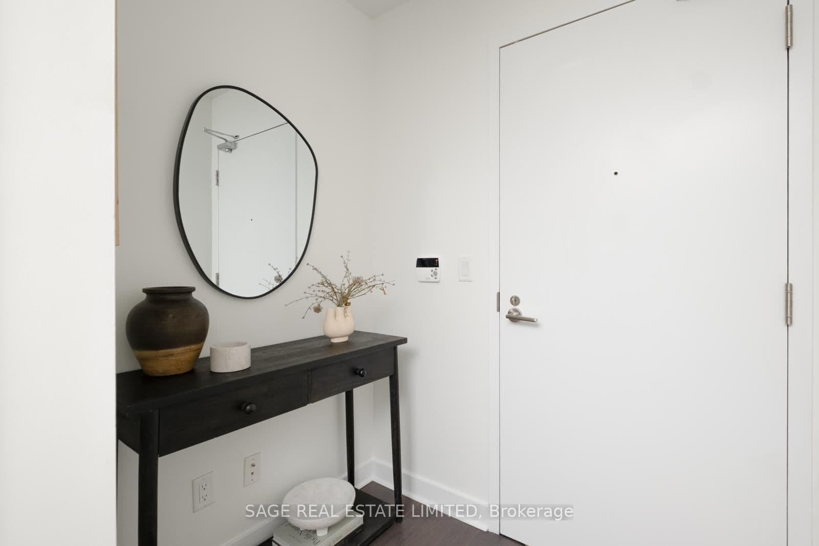58 Orchard View Boulevard, Unit 313 thumbnail 17
