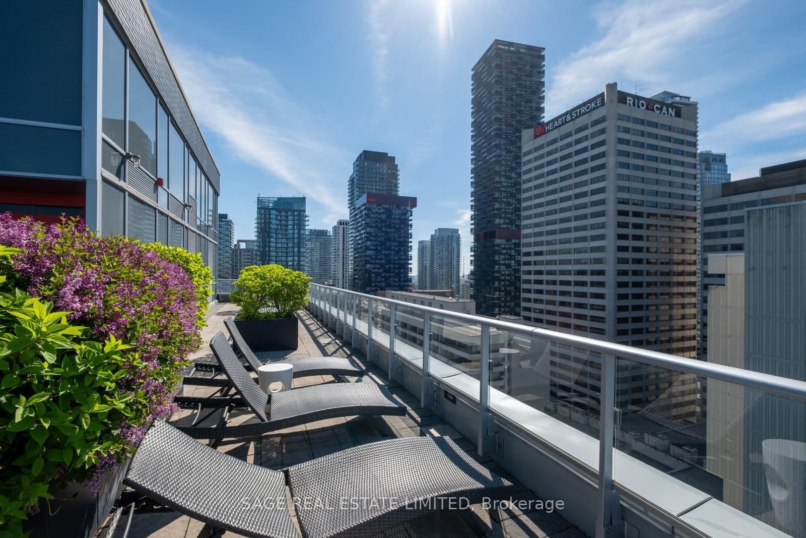 58 Orchard View Boulevard, Unit 313 thumbnail 24