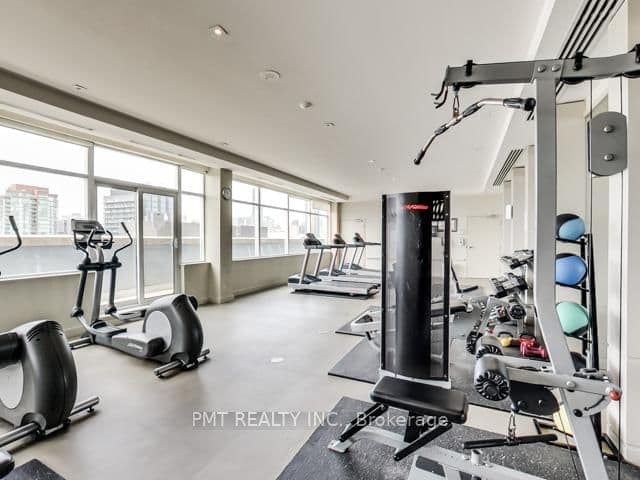 230 King Street E, Unit 803 thumbnail 11