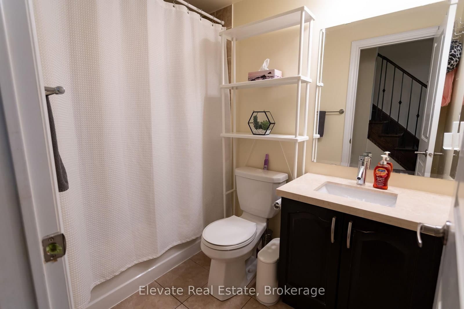 1 Hargrave Lane, Unit 1 thumbnail 12