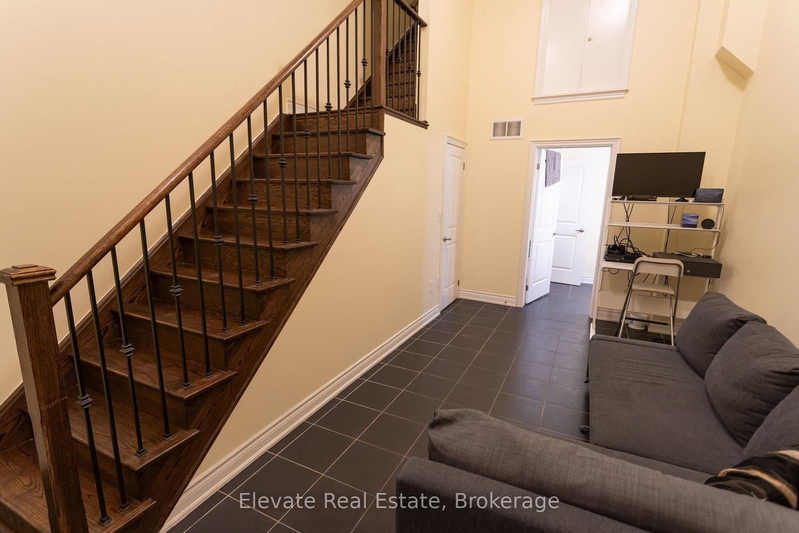 1 Hargrave Lane, Unit 1 thumbnail 32