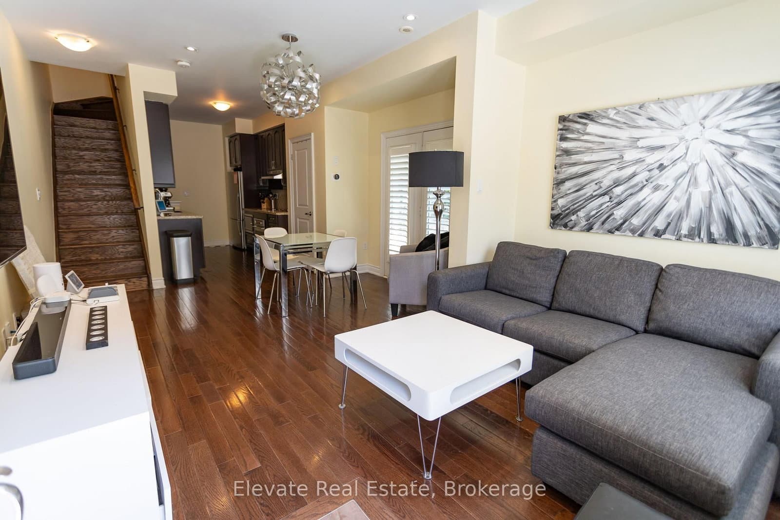 1 Hargrave Lane, Unit 1 thumbnail 5