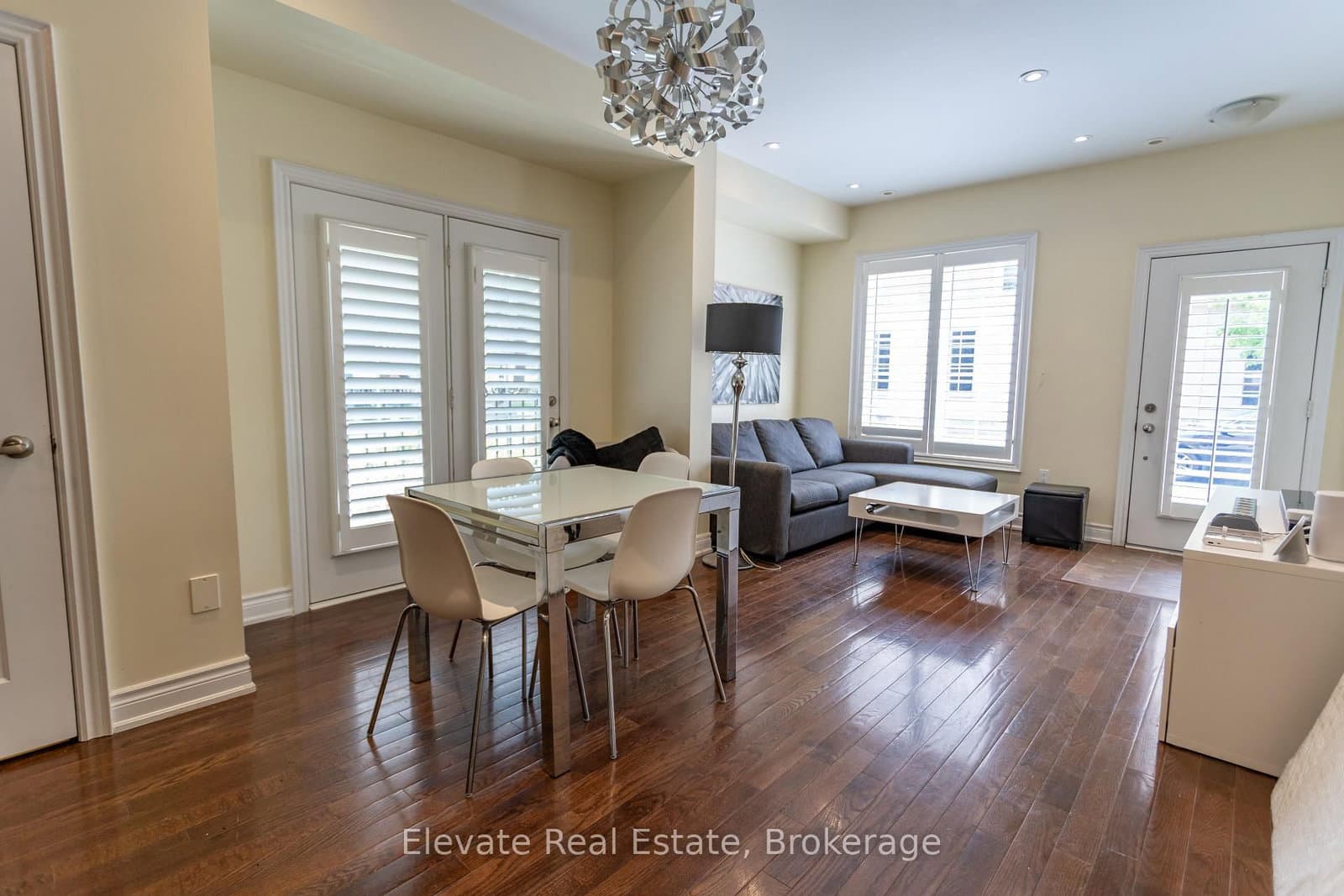 1 Hargrave Lane, Unit 1 thumbnail 6